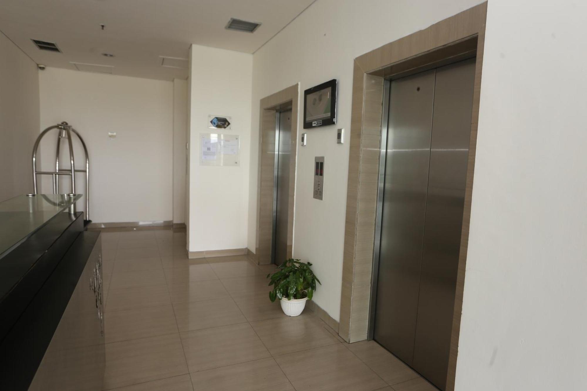 Apartemen Enviro By Alfa Rooms チカラン エクステリア 写真